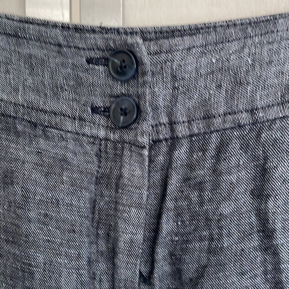 LINEN - Picture 3 of 8